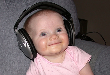 Mamma, please, un po&#8217; di musica: la musica aiuta a parlare prima!