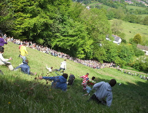 Conoscete il “Cheese-rolling” di Gloucester?